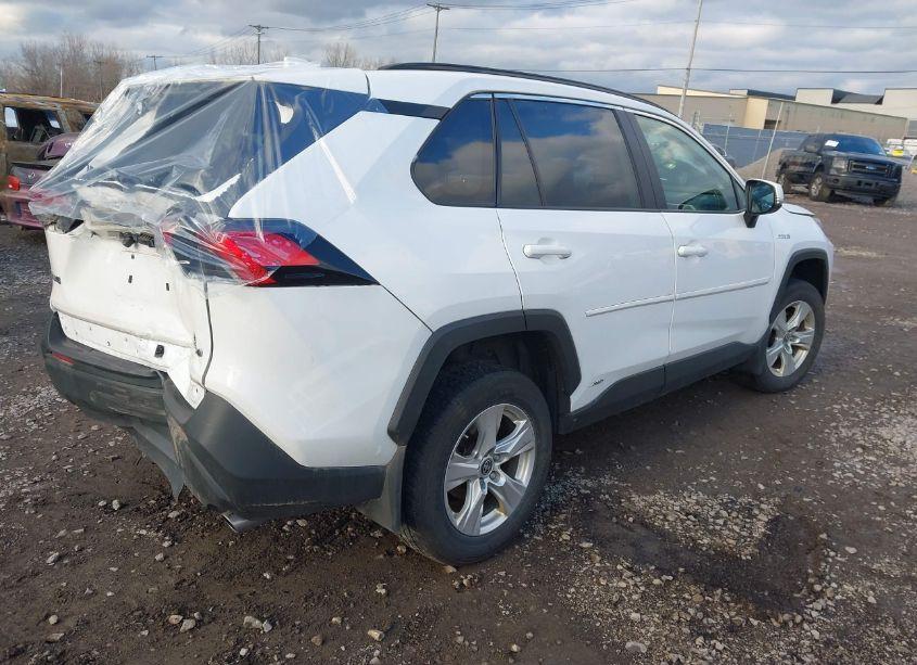 Photo 4 of 2021 Toyota Rav4 HYBRID LE (VIN 4T3MWRFVXMU027229)