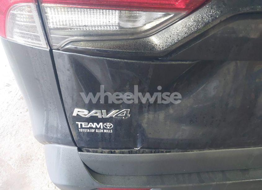 Photo 6 of 2021 Toyota Rav4 HYBRID XLE (VIN 4T3R6RFV0MU016522)