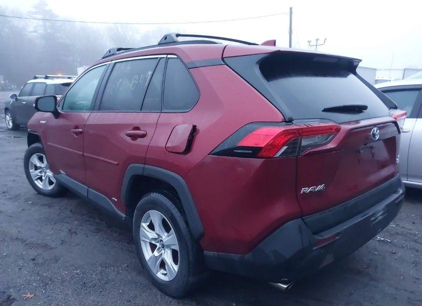 Photo 3 of 2021 Toyota Rav4 HYBRID XLE (VIN 4T3R6RFV0MU019033)