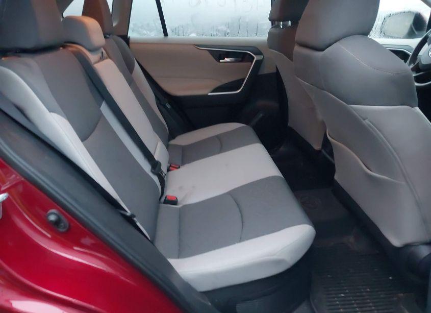 Photo 8 of 2021 Toyota Rav4 HYBRID XLE (VIN 4T3R6RFV0MU019033)