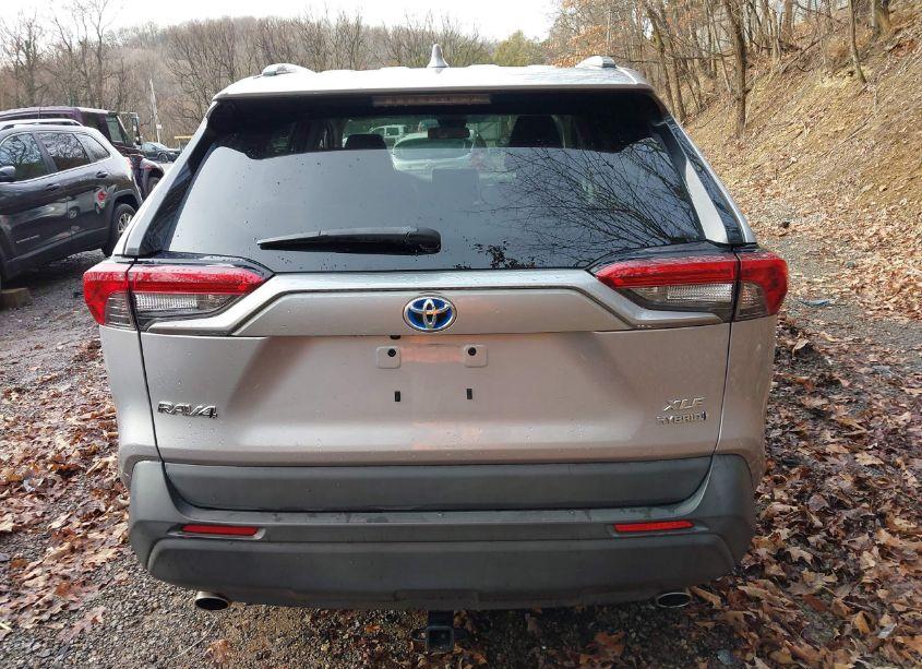 Photo 16 of 2021 Toyota Rav4 HYBRID XLE (VIN 4T3R6RFV3MU018233)