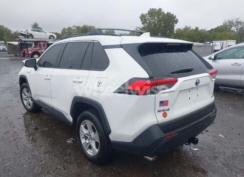 Photo 3 of 2021 Toyota Rav4 HYBRID XLE (VIN 4T3R6RFV6MU007601)
