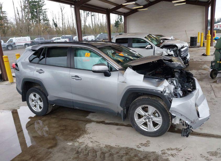 Photo 12 of 2021 Toyota Rav4 HYBRID XLE (VIN 4T3R6RFV7MU025816)