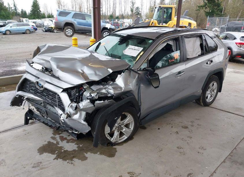 Photo 2 of 2021 Toyota Rav4 HYBRID XLE (VIN 4T3R6RFV7MU025816)