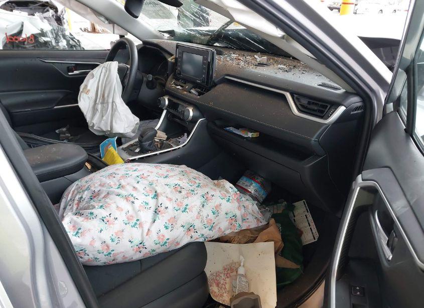 Photo 5 of 2021 Toyota Rav4 HYBRID XLE (VIN 4T3R6RFV7MU025816)