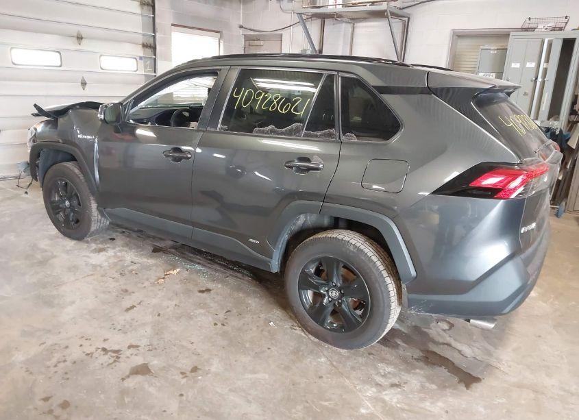 Photo 3 of 2020 Toyota Rav4 HYBRID XLE (VIN 4T3R6RFV8LU002754)