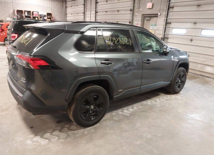 Photo 4 of 2020 Toyota Rav4 HYBRID XLE (VIN 4T3R6RFV8LU002754)