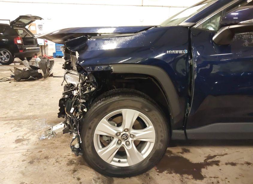 Photo 18 of 2021 Toyota Rav4 HYBRID XLE (VIN 4T3R6RFV8MU016574)