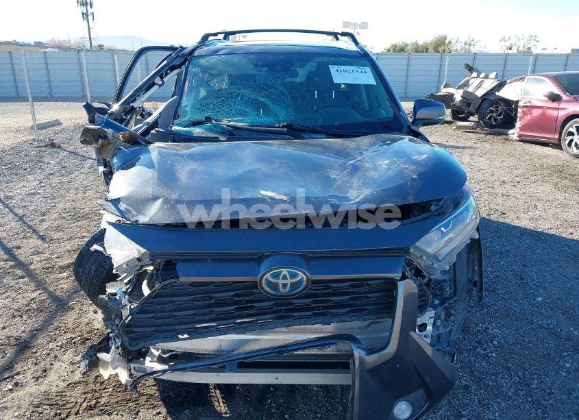 Photo 11 of 2020 Toyota Rav4 HYBRID XLE (VIN 4T3R6RFV9LU001497)