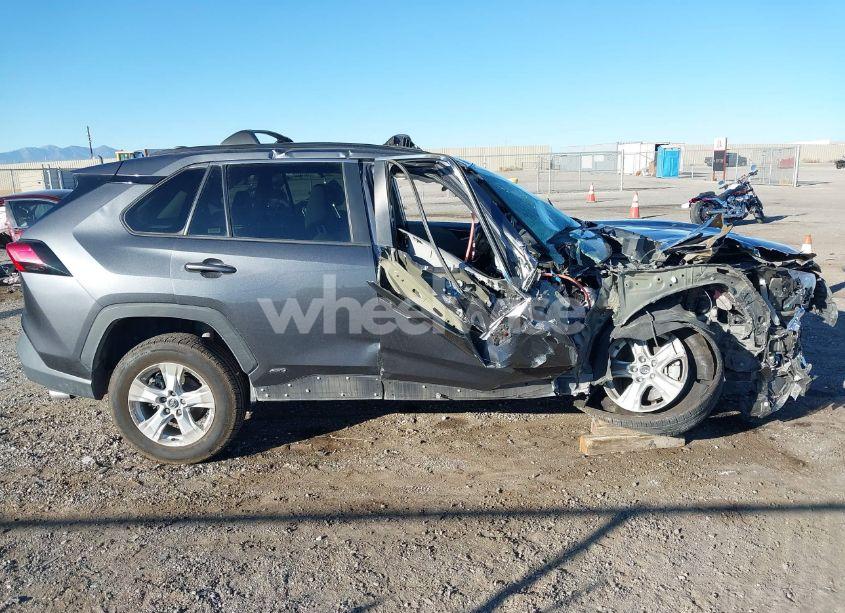 Photo 12 of 2020 Toyota Rav4 HYBRID XLE (VIN 4T3R6RFV9LU001497)