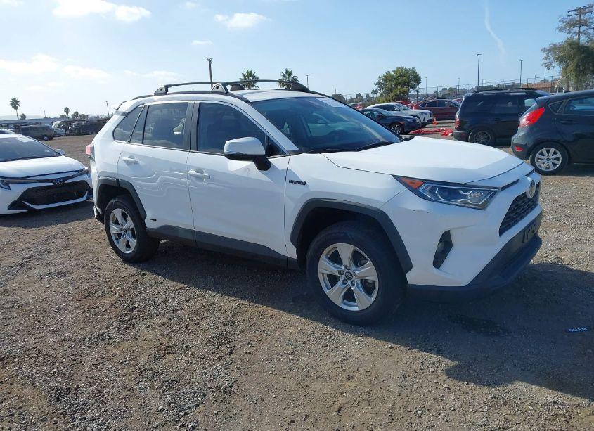 2020 Toyota Rav4 HYBRID XLE (VIN 4T3RWRFV0LU007978) main photo