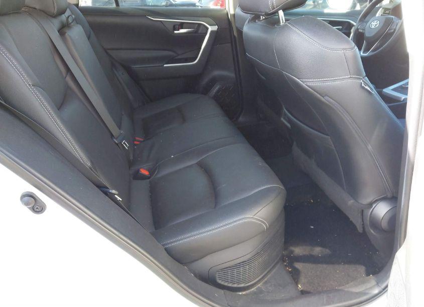 Photo 8 of 2020 Toyota Rav4 HYBRID XLE (VIN 4T3RWRFV0LU007978)