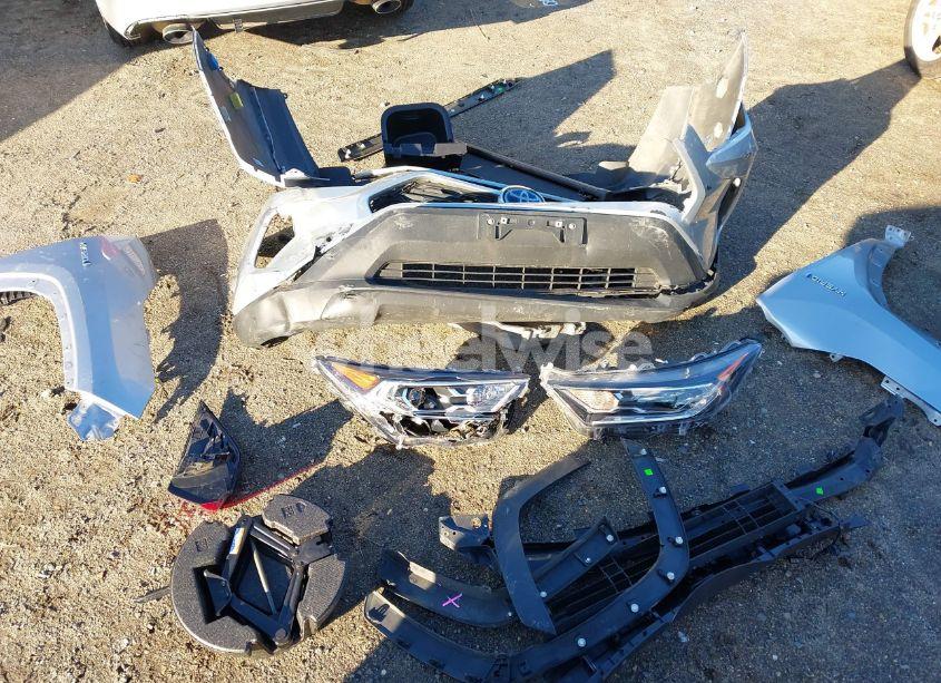 Photo 12 of 2021 Toyota Rav4 HYBRID XLE (VIN 4T3RWRFV0MU015841)