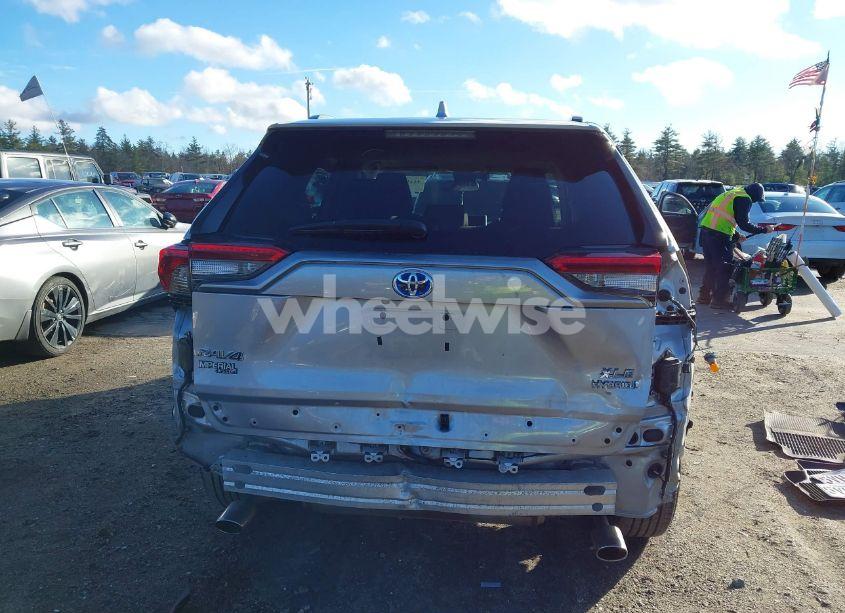 Photo 17 of 2021 Toyota Rav4 HYBRID XLE (VIN 4T3RWRFV0MU015841)