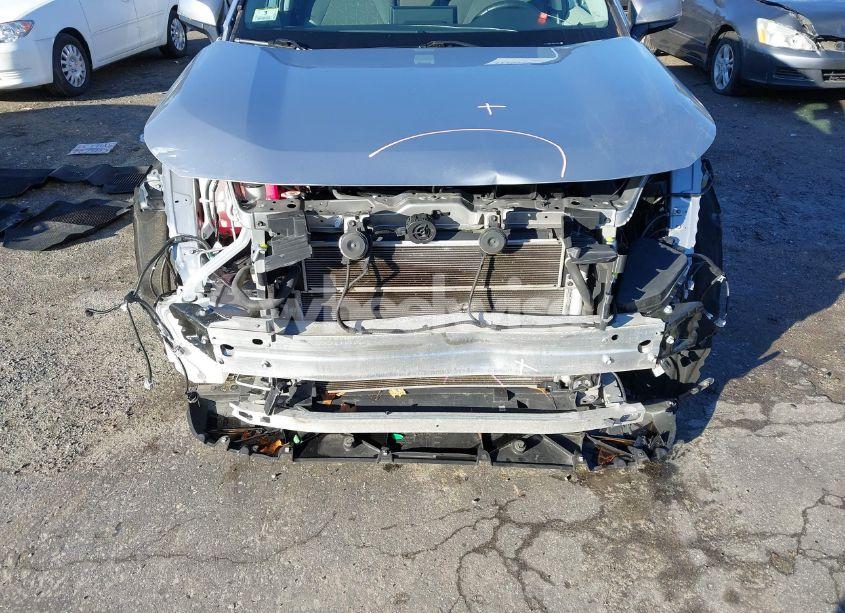 Photo 6 of 2021 Toyota Rav4 HYBRID XLE (VIN 4T3RWRFV0MU015841)