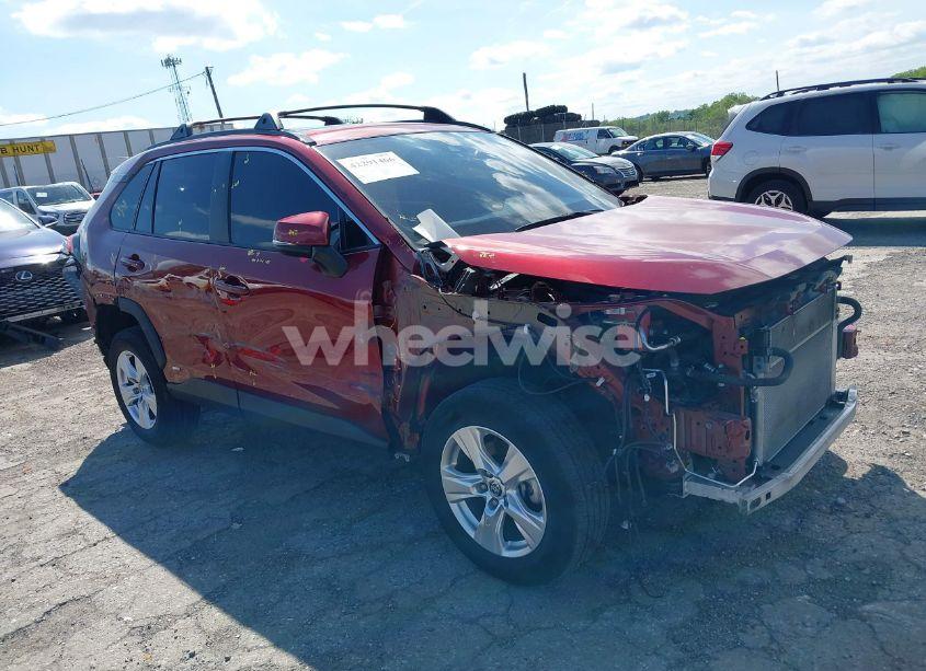 2021 Toyota Rav4 HYBRID XLE (VIN 4T3RWRFV0MU038715) main photo