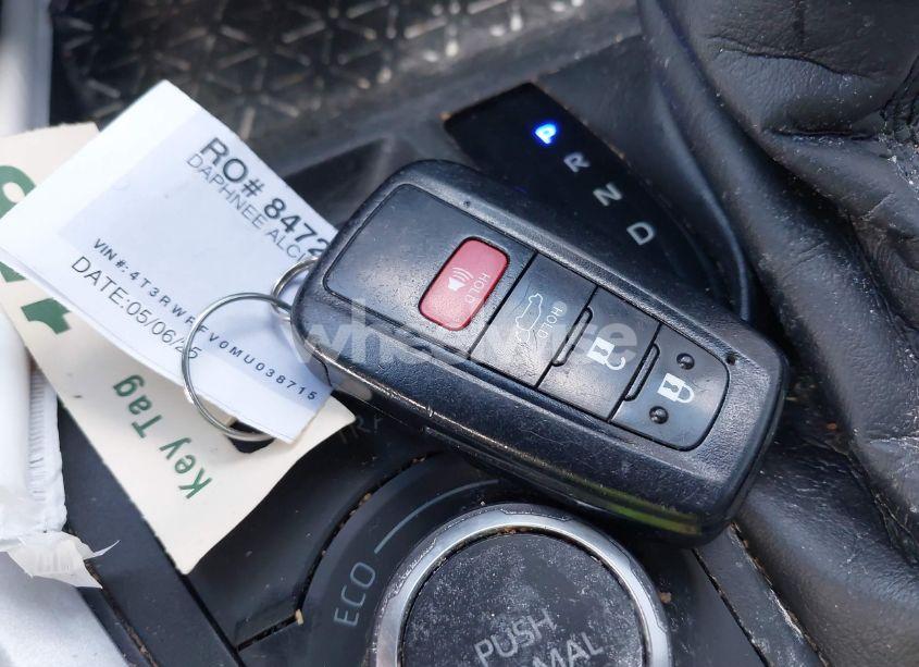 Photo 11 of 2021 Toyota Rav4 HYBRID XLE (VIN 4T3RWRFV0MU038715)