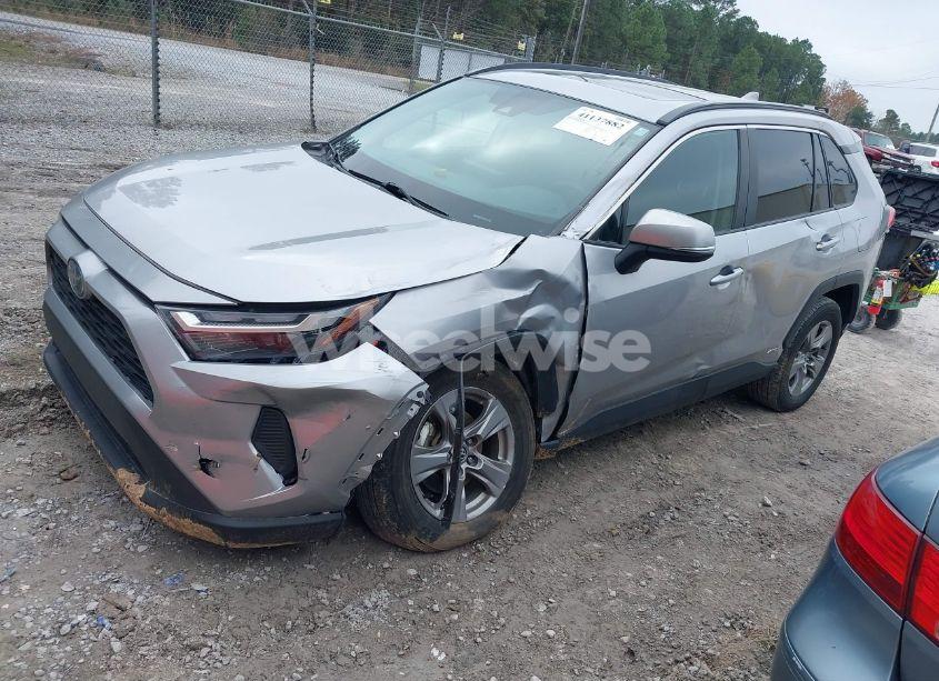 Photo 2 of 2022 Toyota Rav4 HYBRID XLE (VIN 4T3RWRFV0NU074874)