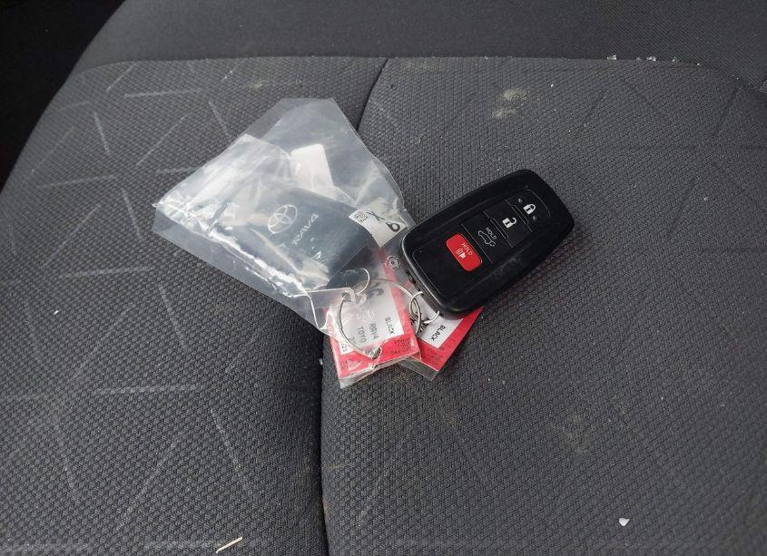 Photo 11 of 2023 Toyota Rav4 HYBRID XLE (VIN 4T3RWRFV0PU100795)