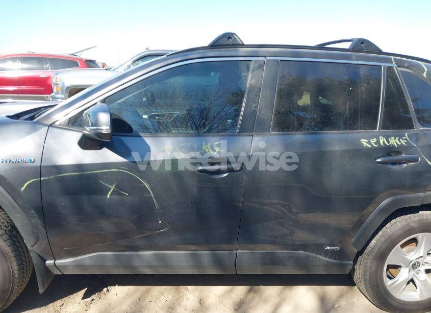 Photo 15 of 2021 Toyota Rav4 HYBRID XLE (VIN 4T3RWRFV1MU017694)