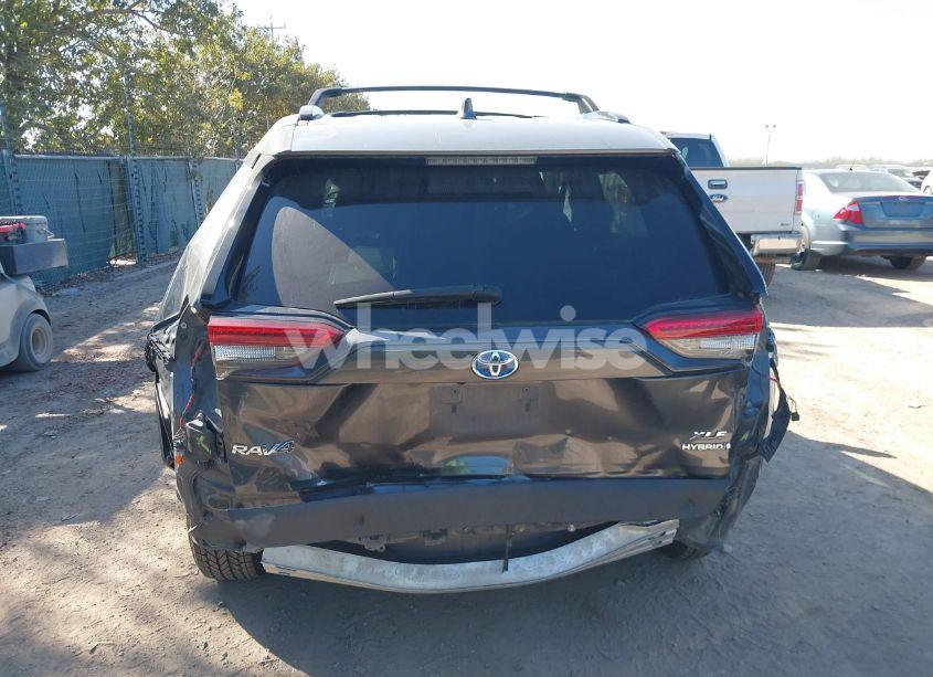 Photo 17 of 2021 Toyota Rav4 HYBRID XLE (VIN 4T3RWRFV1MU017694)