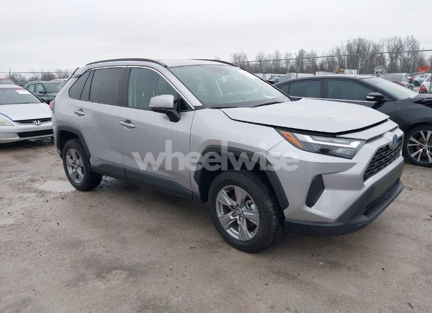 2023 Toyota Rav4 HYBRID XLE (VIN 4T3RWRFV1PU100966) main photo