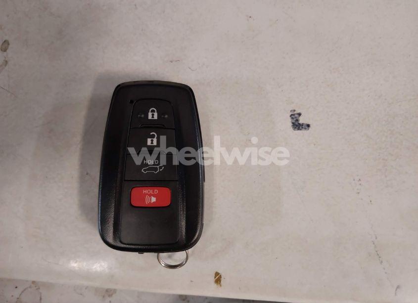 Photo 11 of 2023 Toyota Rav4 HYBRID XLE (VIN 4T3RWRFV1PU102474)