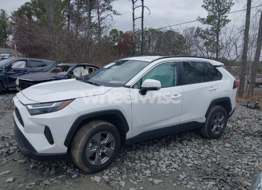 Photo 14 of 2024 Toyota Rav4 HYBRID XLE (VIN 4T3RWRFV1RU121853)