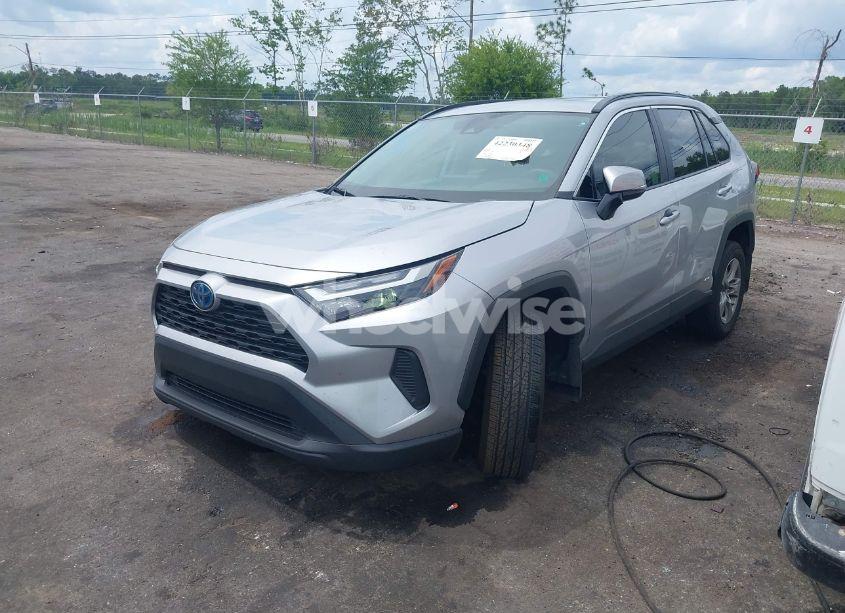 Photo 2 of 2024 Toyota Rav4 HYBRID XLE (VIN 4T3RWRFV1RU139396)