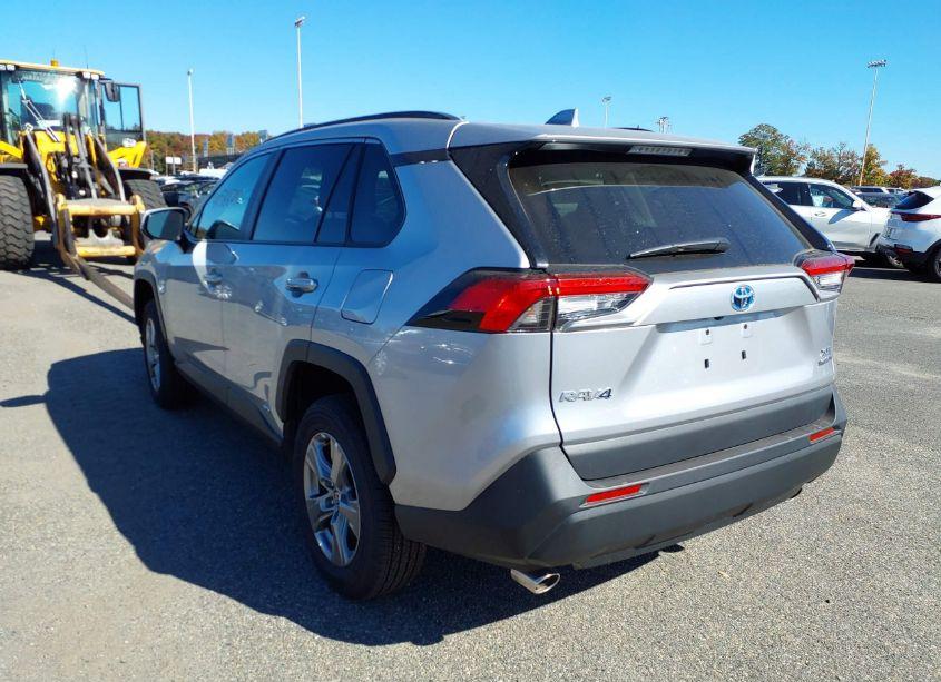 Photo 3 of 2024 Toyota Rav4 HYBRID XLE (VIN 4T3RWRFV1RU146302)