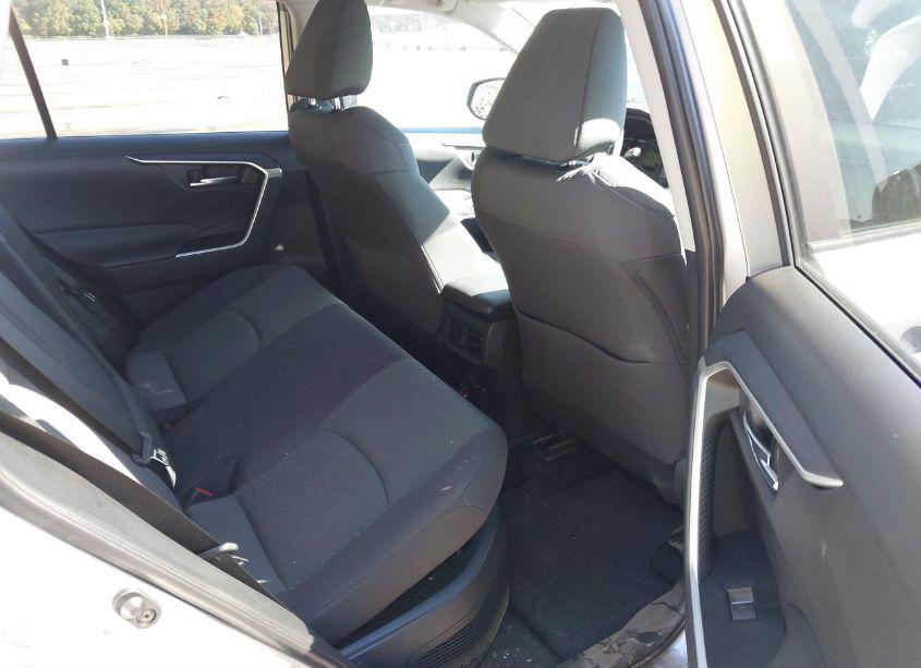 Photo 8 of 2024 Toyota Rav4 HYBRID XLE (VIN 4T3RWRFV1RU146302)