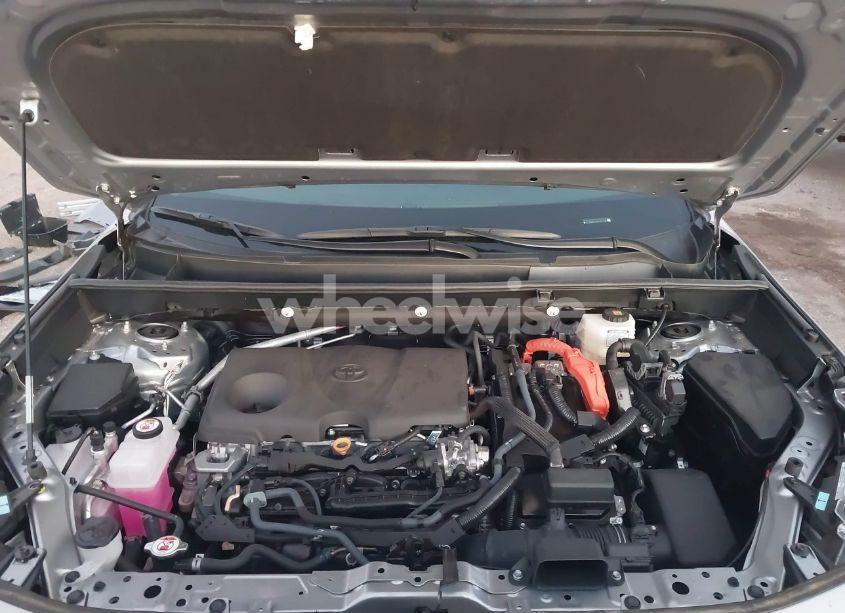 Photo 10 of 2024 Toyota Rav4 HYBRID XLE (VIN 4T3RWRFV1RU151726)