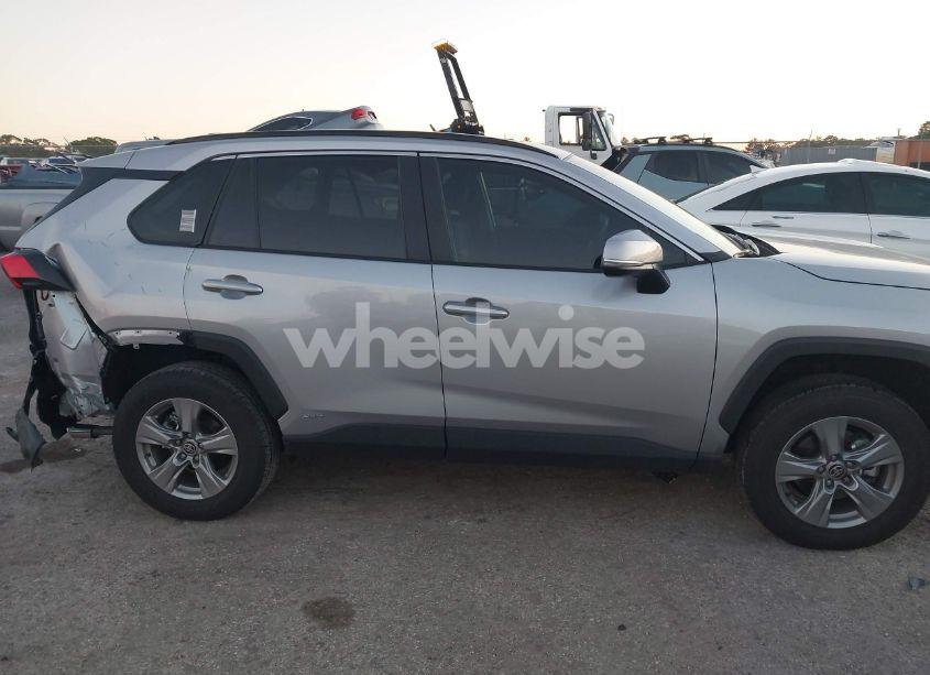 Photo 14 of 2024 Toyota Rav4 HYBRID XLE (VIN 4T3RWRFV1RU151726)