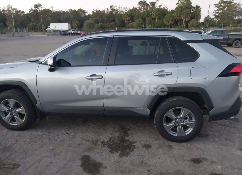Photo 15 of 2024 Toyota Rav4 HYBRID XLE (VIN 4T3RWRFV1RU151726)