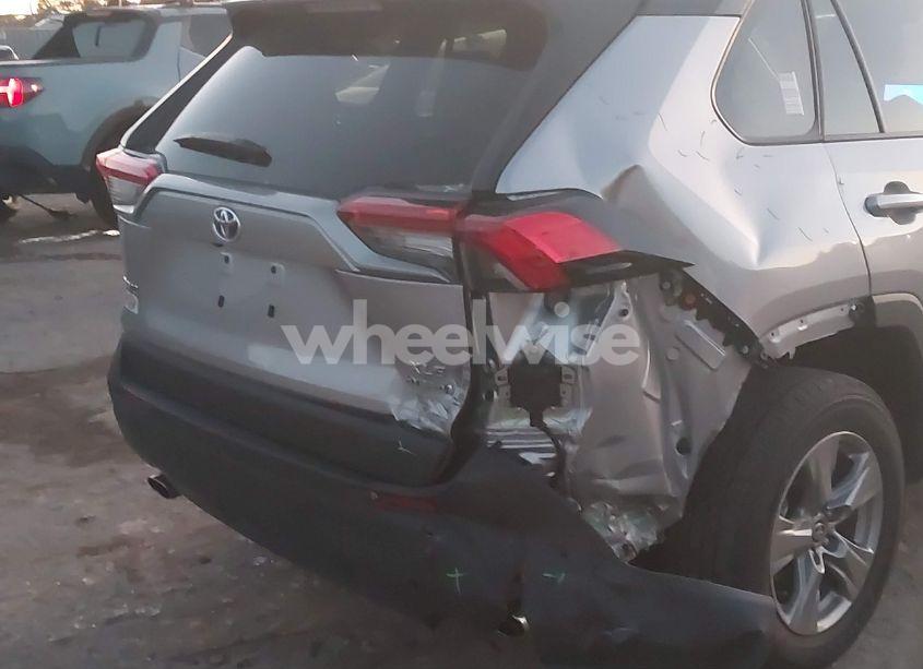 Photo 6 of 2024 Toyota Rav4 HYBRID XLE (VIN 4T3RWRFV1RU151726)