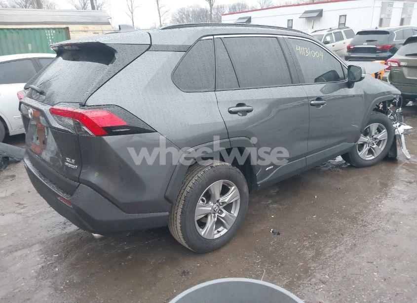 Photo 4 of 2024 Toyota Rav4 HYBRID XLE (VIN 4T3RWRFV1RU159888)