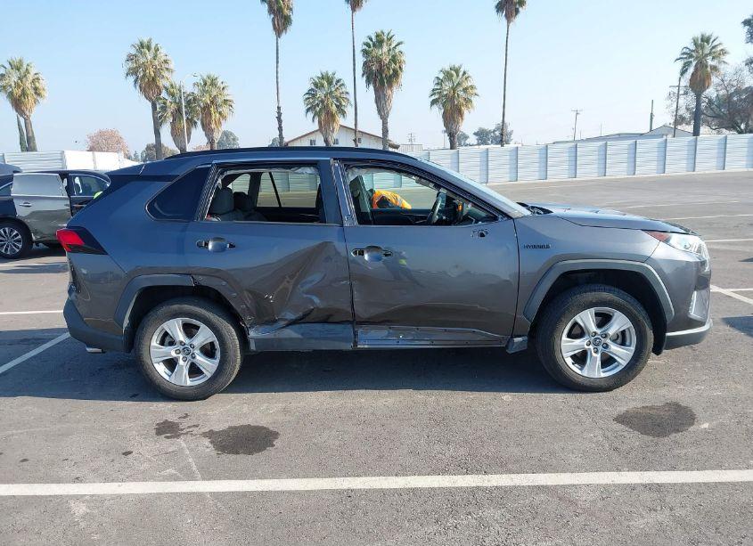 Photo 14 of 2020 Toyota Rav4 HYBRID XLE (VIN 4T3RWRFV2LU006038)