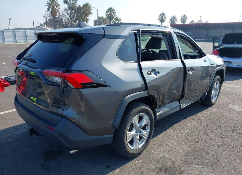 Photo 4 of 2020 Toyota Rav4 HYBRID XLE (VIN 4T3RWRFV2LU006038)