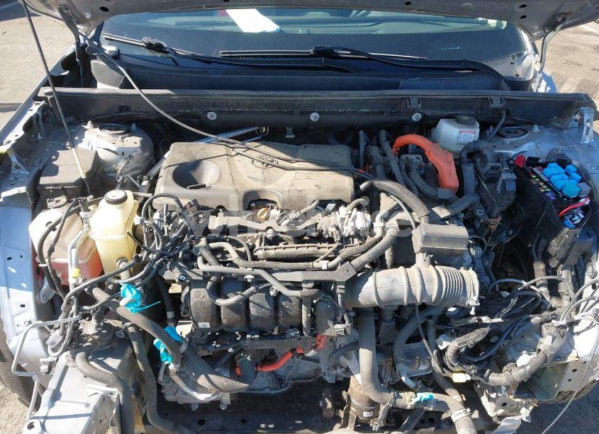 Photo 10 of 2022 Toyota Rav4 HYBRID XLE (VIN 4T3RWRFV2NU050785)