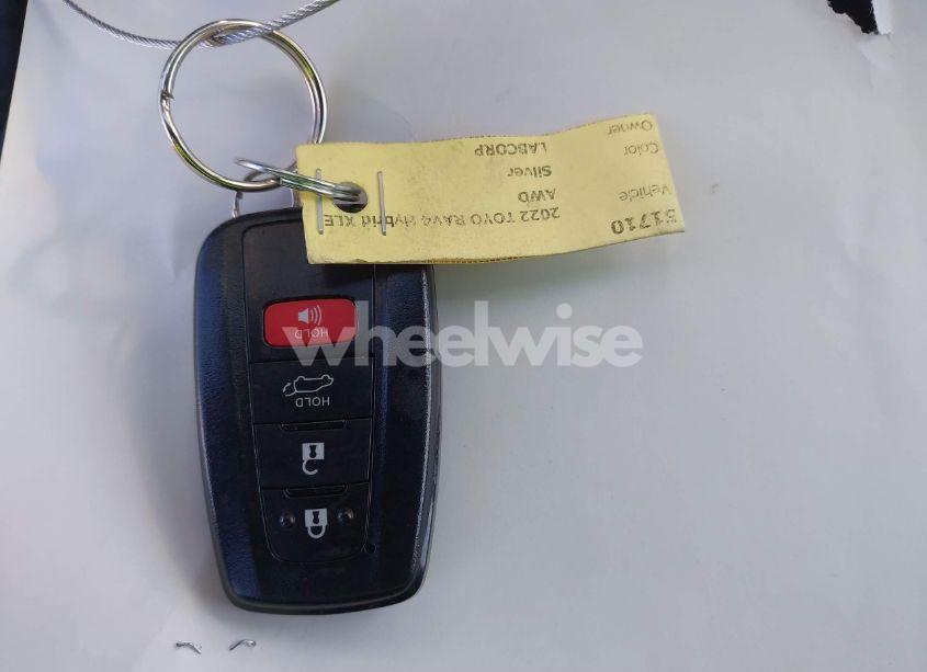 Photo 11 of 2022 Toyota Rav4 HYBRID XLE (VIN 4T3RWRFV2NU050785)