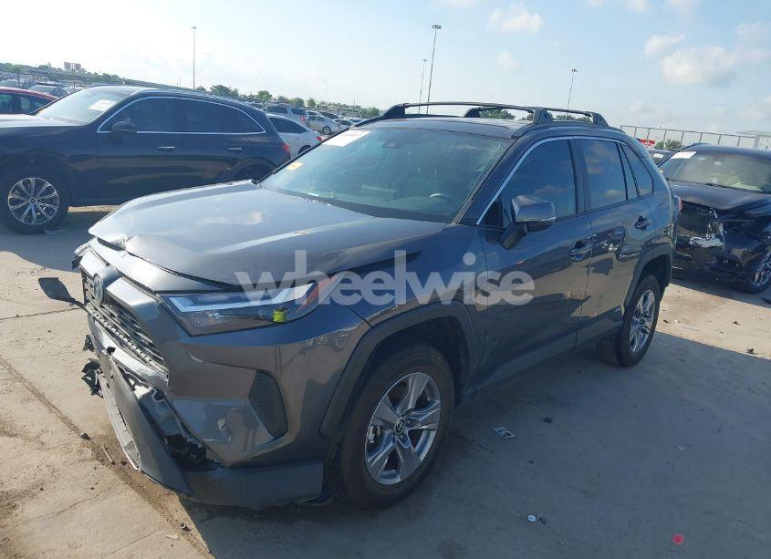 Photo 2 of 2022 Toyota Rav4 HYBRID XLE (VIN 4T3RWRFV2NU061625)