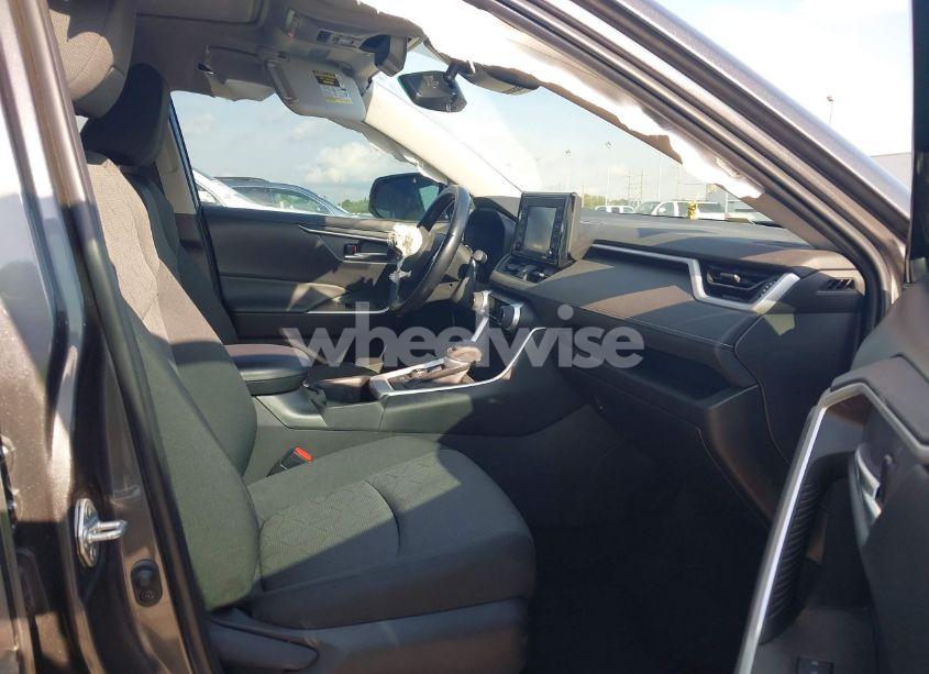 Photo 5 of 2022 Toyota Rav4 HYBRID XLE (VIN 4T3RWRFV2NU061625)