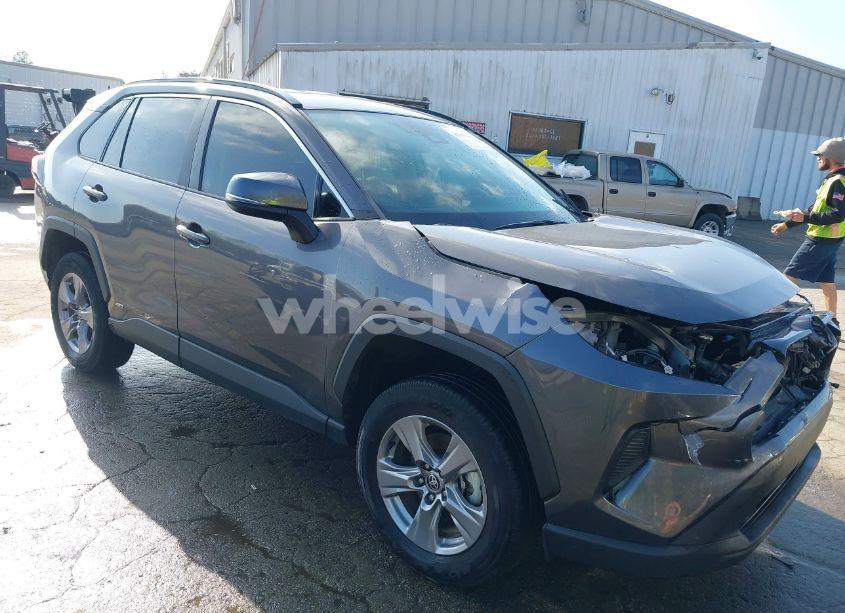 2022 Toyota Rav4 HYBRID XLE (VIN 4T3RWRFV2NU079364) main photo