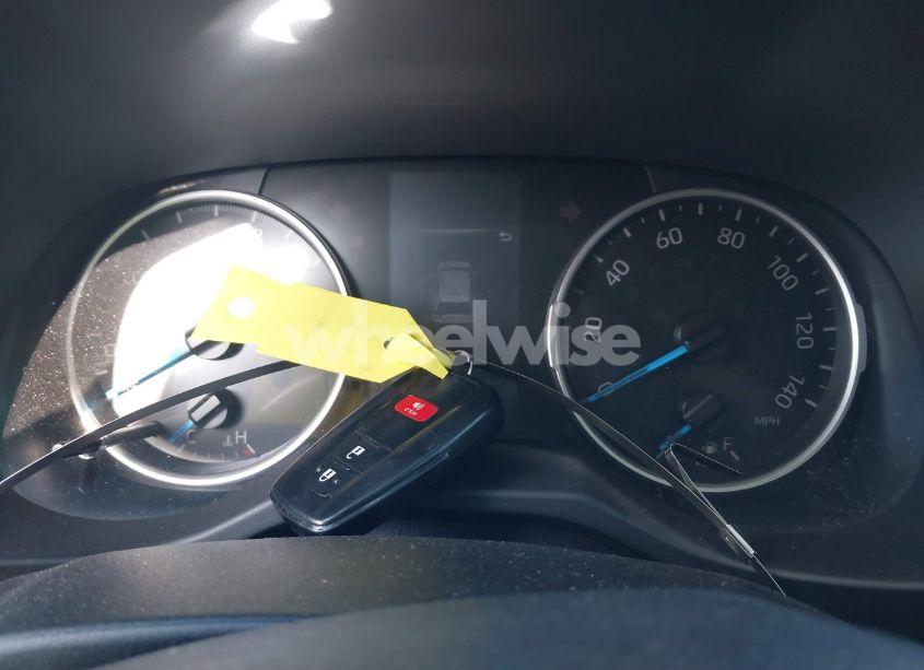 Photo 11 of 2022 Toyota Rav4 HYBRID XLE (VIN 4T3RWRFV2NU079364)