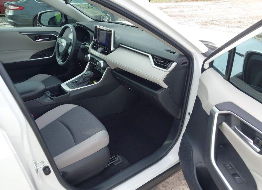 Photo 5 of 2024 Toyota Rav4 HYBRID XLE (VIN 4T3RWRFV2RU142842)