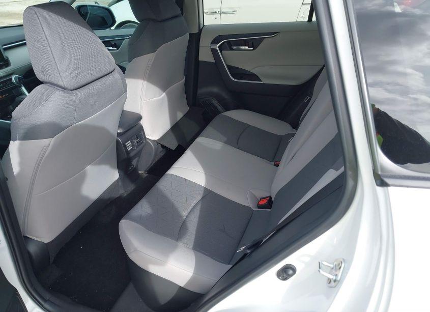 Photo 8 of 2024 Toyota Rav4 HYBRID XLE (VIN 4T3RWRFV2RU142842)