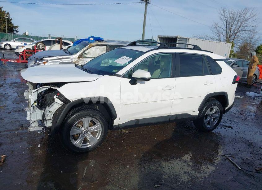 Photo 15 of 2022 Toyota Rav4 HYBRID XLE (VIN 4T3RWRFV3NU051850)