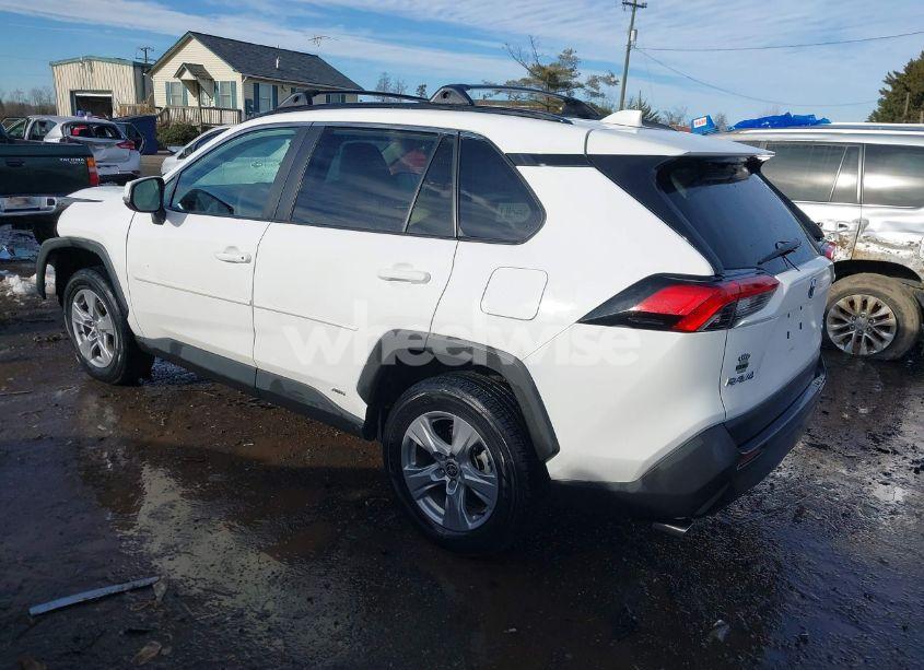 Photo 3 of 2022 Toyota Rav4 HYBRID XLE (VIN 4T3RWRFV3NU051850)