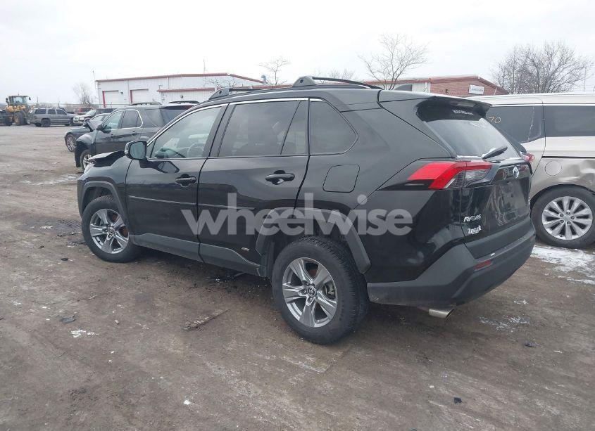 Photo 3 of 2022 Toyota Rav4 HYBRID XLE (VIN 4T3RWRFV3NU059351)