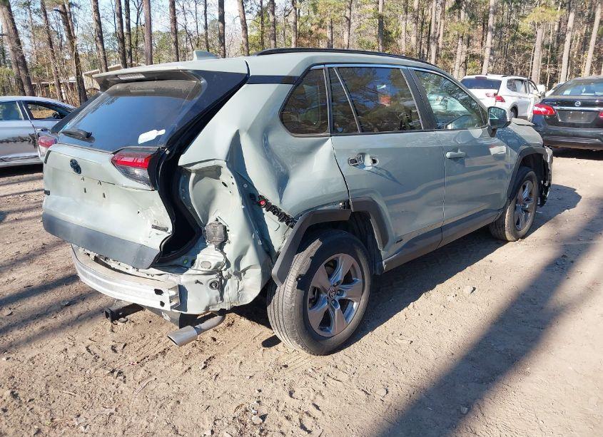 Photo 4 of 2022 Toyota Rav4 HYBRID XLE (VIN 4T3RWRFV3NU064999)